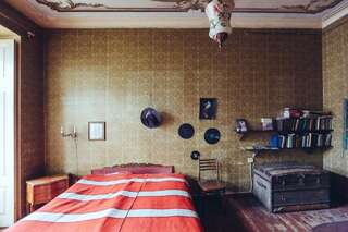 Гостевой дом Vintage Room 1905 Тбилиси Семейный номер с балконом-12