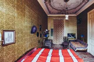 Гостевой дом Vintage Room 1905 Тбилиси Семейный номер с балконом-27