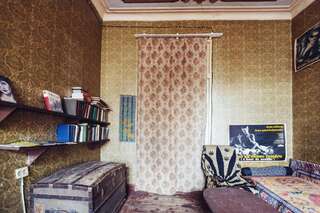 Гостевой дом Vintage Room 1905 Тбилиси Семейный номер с балконом-29