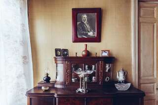 Гостевой дом Vintage Room 1905 Тбилиси Трехместный номер с общей ванной комнатой-7